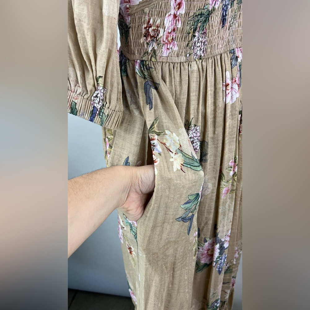 💚 3150. Empire Floral Tan Maxi Dress - Picture 6 of 9